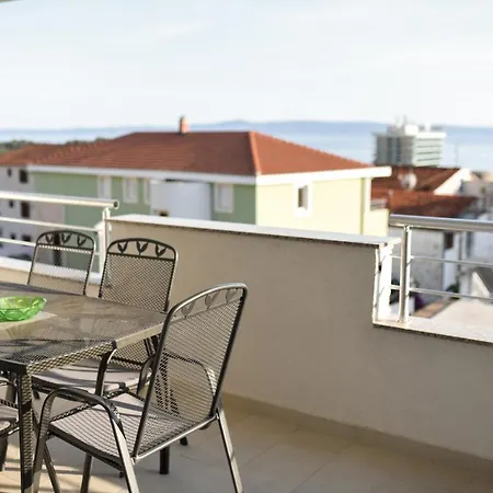 Apartament With Parking Space - 19795 Makarska