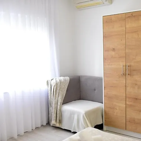 With Parking Space - 19795 דירה *