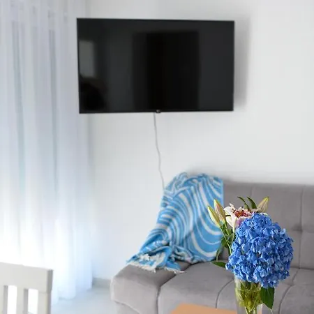 With Parking Space - 19795 * מאקרסקה