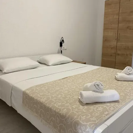 With Parking Space - 19795 Lägenhet *